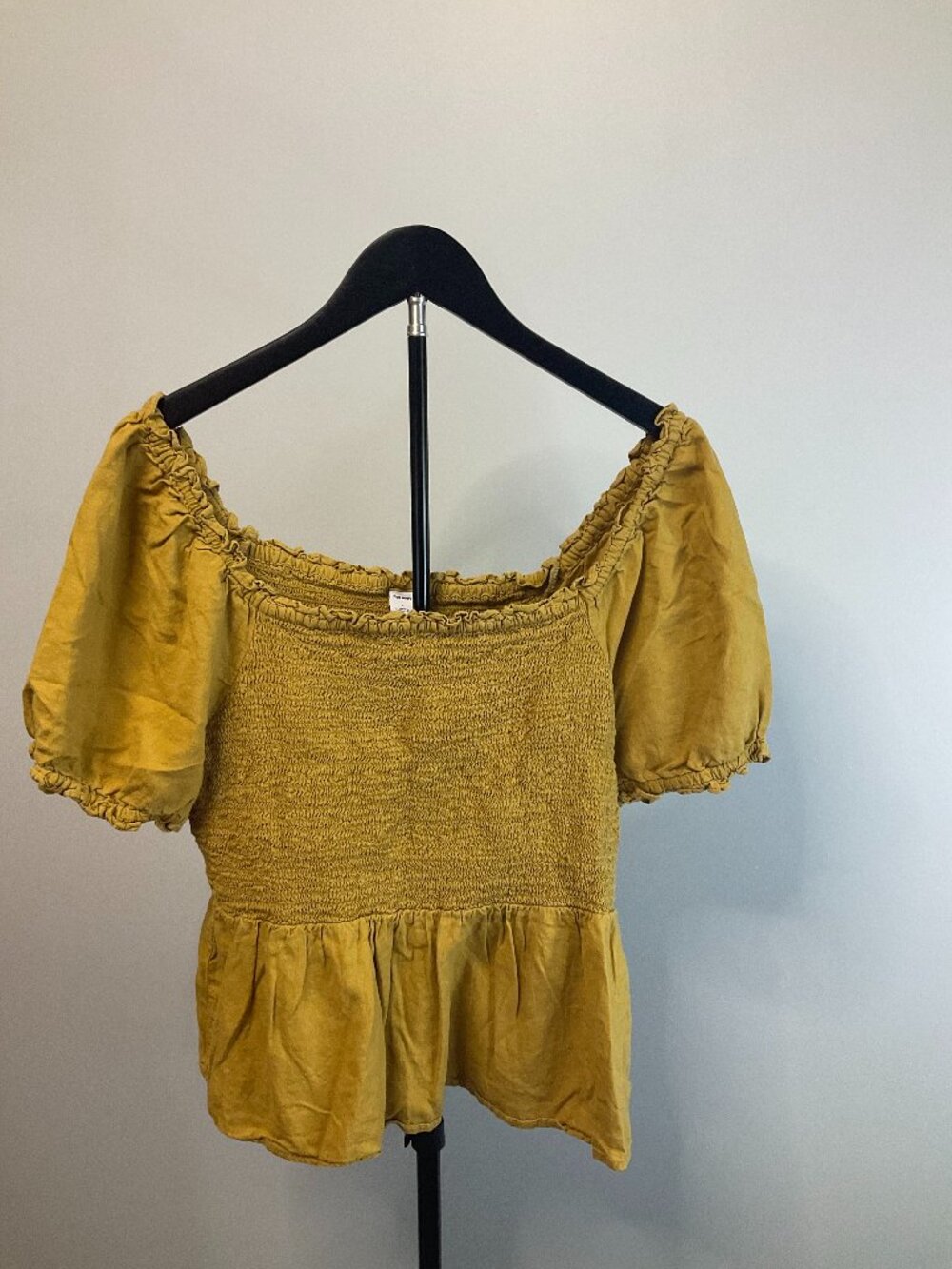 Old Navy Women's Large Mustard Yellow Smocked Puff Sleeve Peplum Blouse | Size L